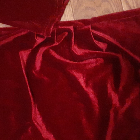 4/$20 Crushed red velvet dress - Picture 3 of 8